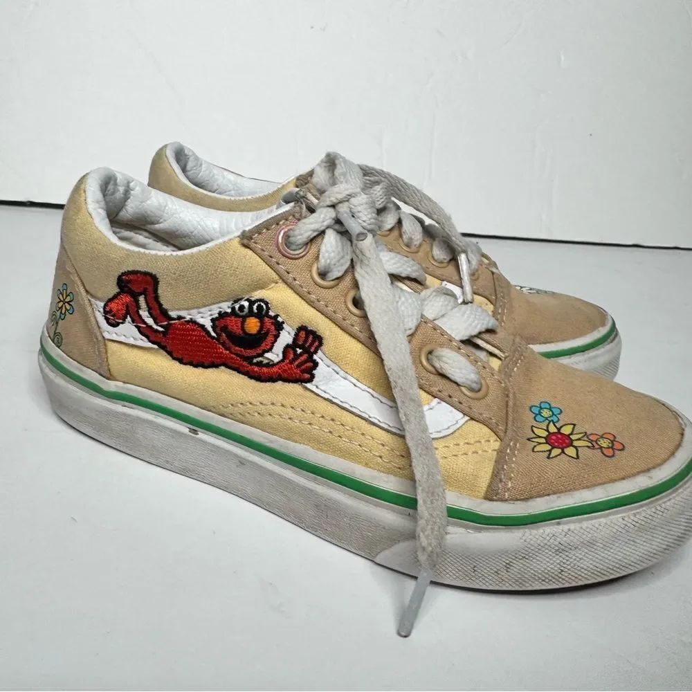 Vans x Sesame Street Old Skool sneakers size 13.5 kids